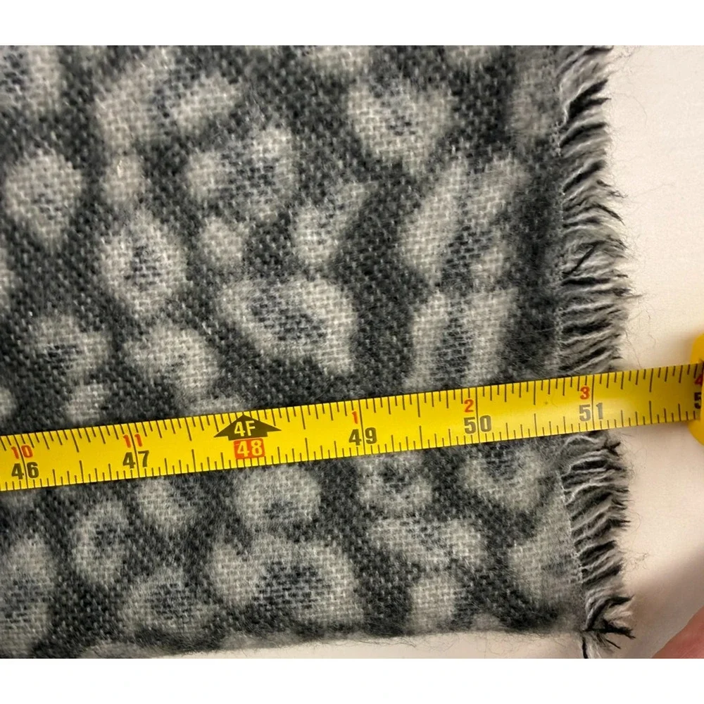 Zara Womens Leopard Print Scarf Gray Black Oversized Wrap Shawl Fringe 51x27